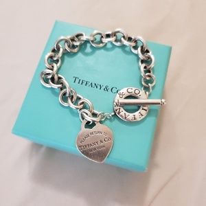 Authentic Tiffany & Co. Toggle heart bracelet 💎♥️